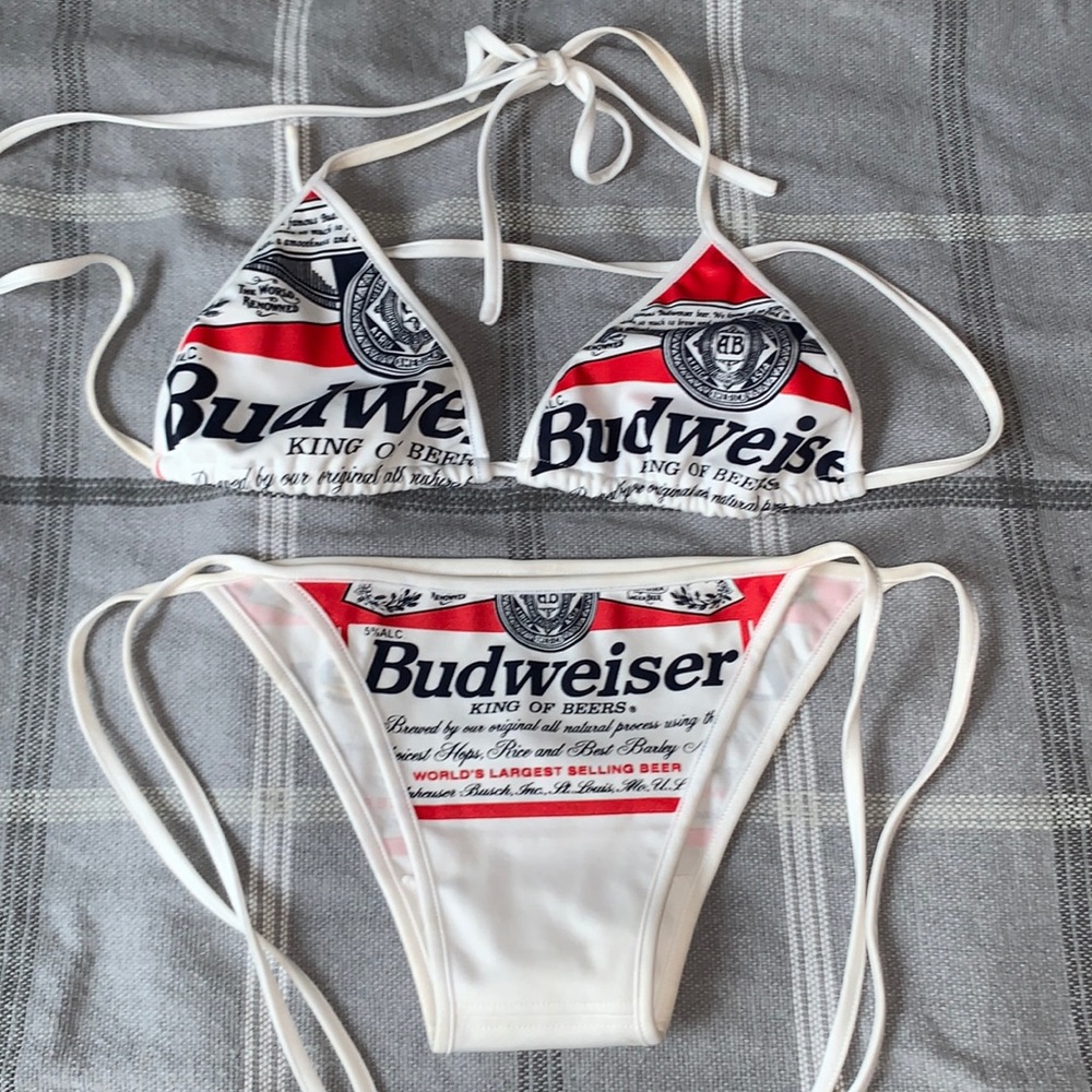 Budweiser Bikini